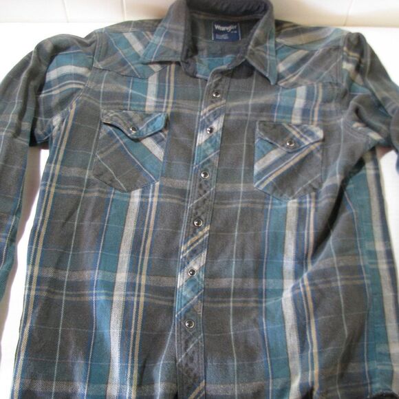 Vintage Wrangler Pearl Snap Button Down Shirt - Picture 2 of 4